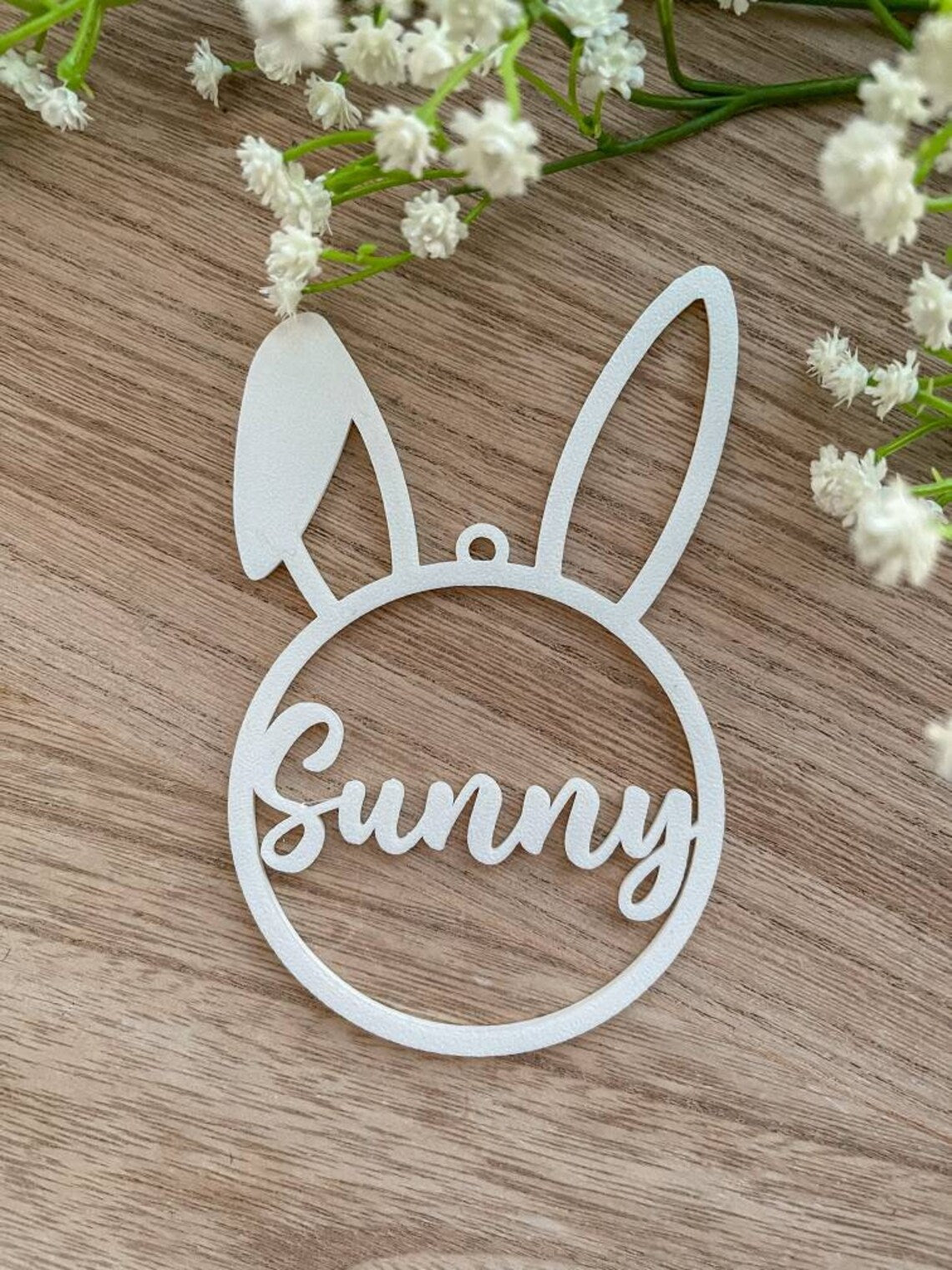 Osteranhänger mit Namen personalisiert