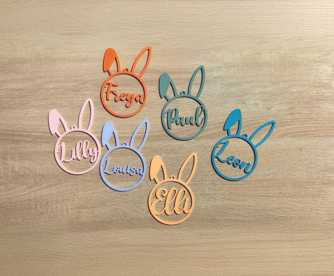 Osteranhänger mit Namen personalisiert